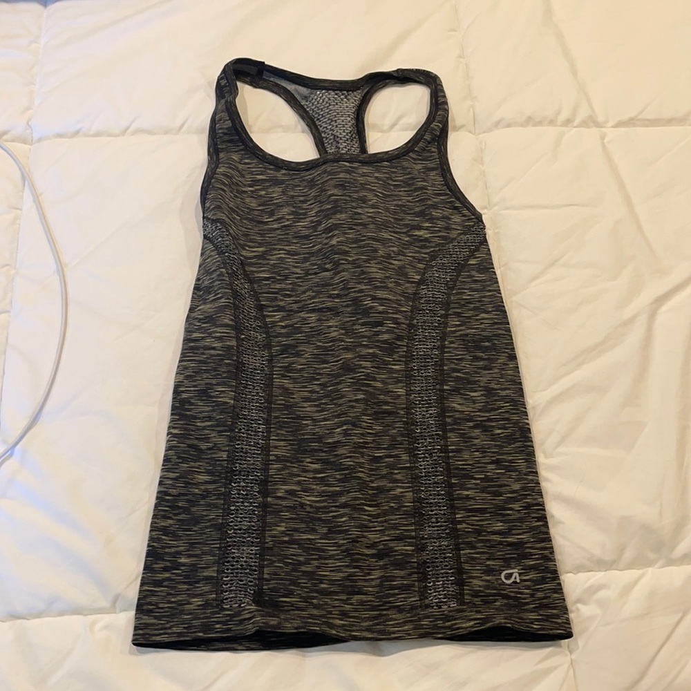 Gap fit tank top